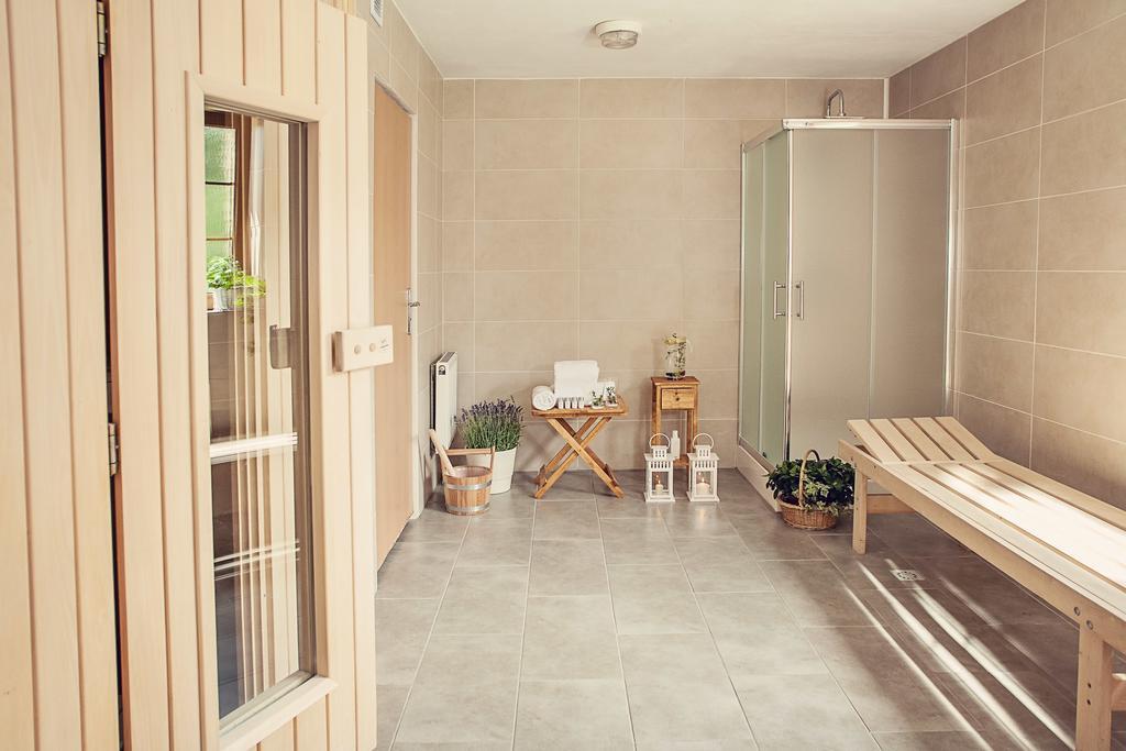 Hotel Gorski Czarna Gora Stronie Slaskie Luaran gambar